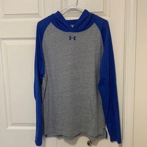 Under Armour blue and gray long sleeve hooded kangaroo pocket heat gear L